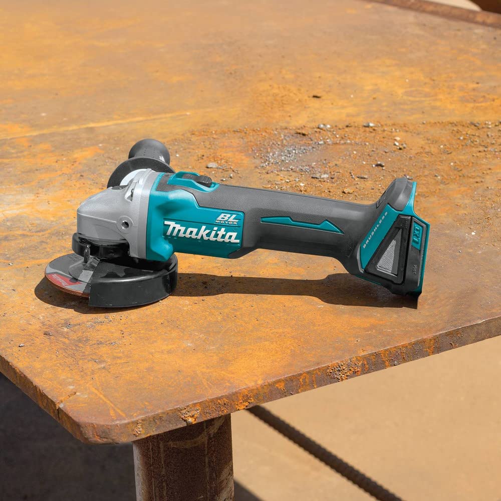 1048-makita-xag04z-18v-lxt-lithium-ion-brushless-cordless-4-1-2-5-cut-off-angle-grinder-tool-only-3.jpg Makita XAG04Z 18V LXT® Lithium-Ion Brushless Cordless 4-1/2” / 5" Cut-Off/Angle Grinder, Tool Only