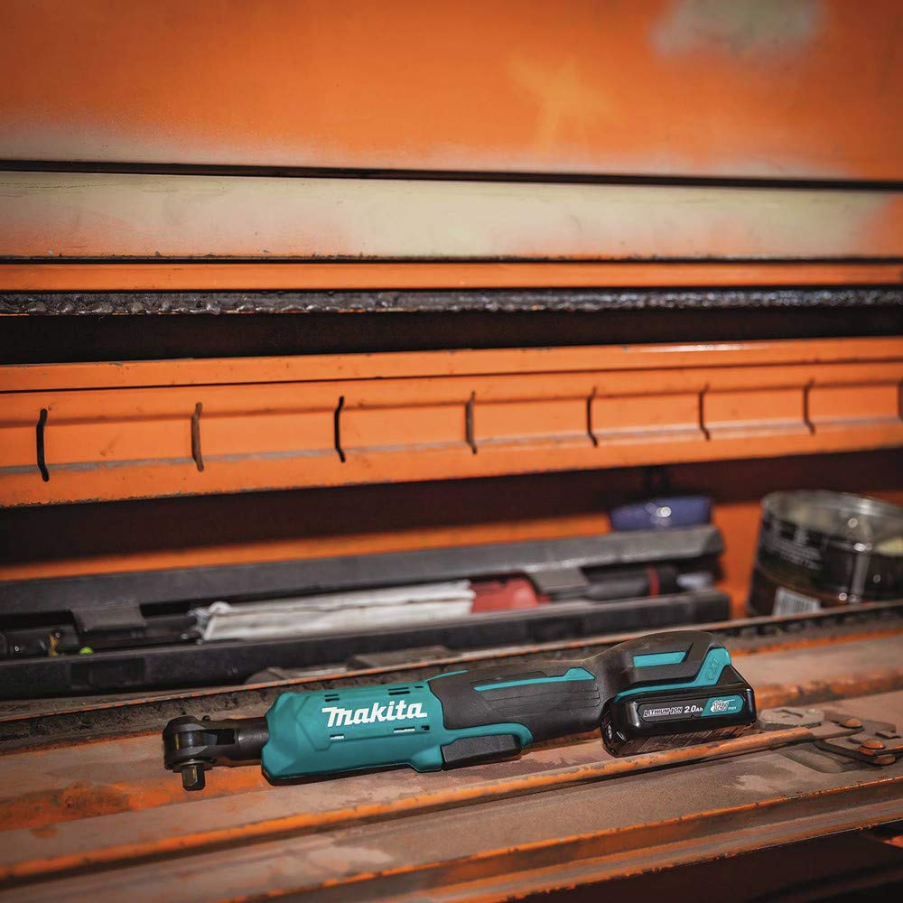 1152-makita-rw01r1-12v-max-cxt-lithium-ion-cordless-3-8-1-4-sq.-drive-ratchet-kit-2.0ah-8.jpg Makita RW01R1 12V max CXT® Lithium-Ion Cordless 3/8" / 1/4" Sq. Drive Ratchet Kit (2.0Ah)
