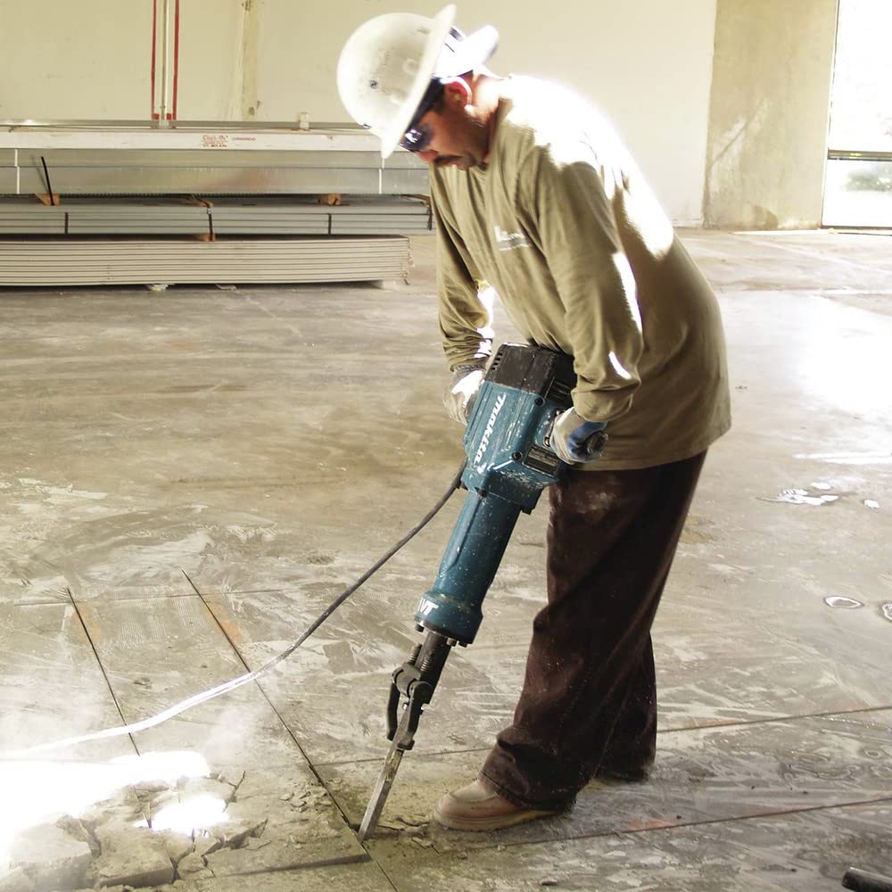 1332-makita-hm1810x3-70-lb.-avt-breaker-hammer-accepts-1-1-8-hex-bits-6.jpg Makita HM1810X3 70 lb. AVT® Breaker Hammer, accepts 1-1/8" Hex bits