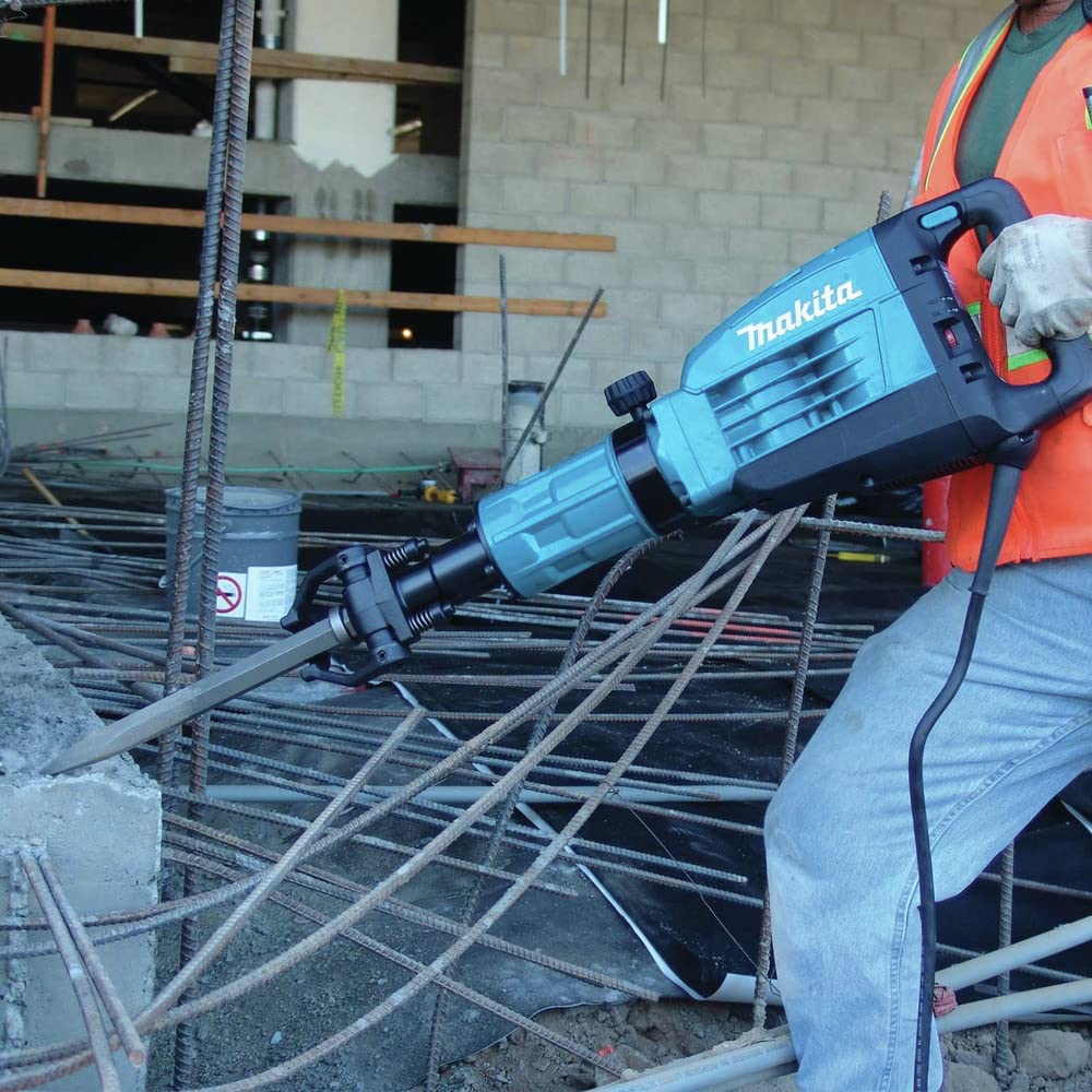 1334-makita-hm1307cb-35-lb.-demolition-hammer-accepts-1-1-8-hex-bits-blue-6.jpg Makita HM1307CB 35 lb. Demolition Hammer, accepts 1-1/8" Hex bits, Blue