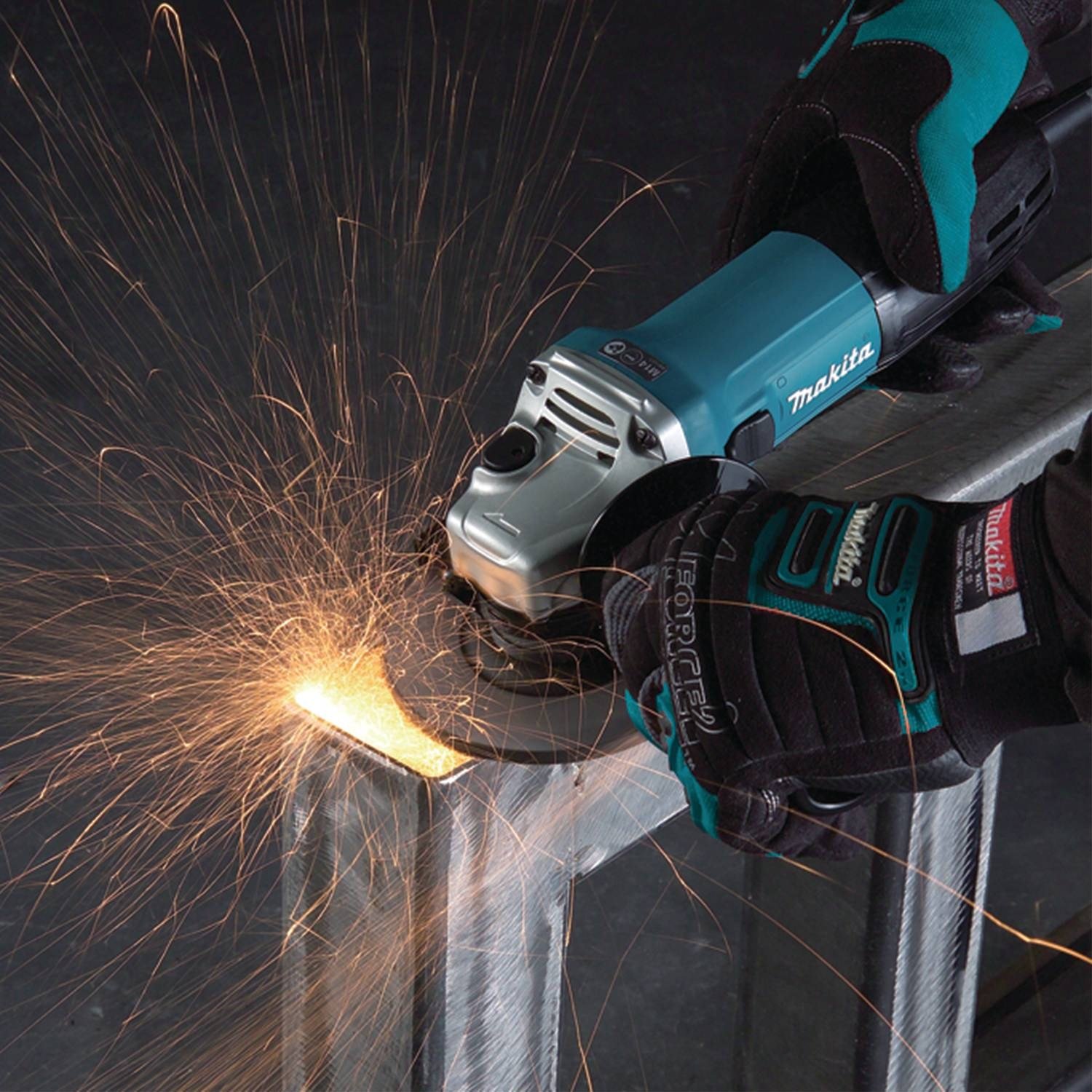 1405-makita-hr2641x1-sds-plus-3-mode-variable-speed-avt-rotary-hammer-with-case-and-4-1-2-angle-grinder-1-4.jpg Makita HR2641X1 SDS-PLUS 3-Mode Variable Speed AVT Rotary Hammer with Case and 4-1/2" Angle Grinder, 1"