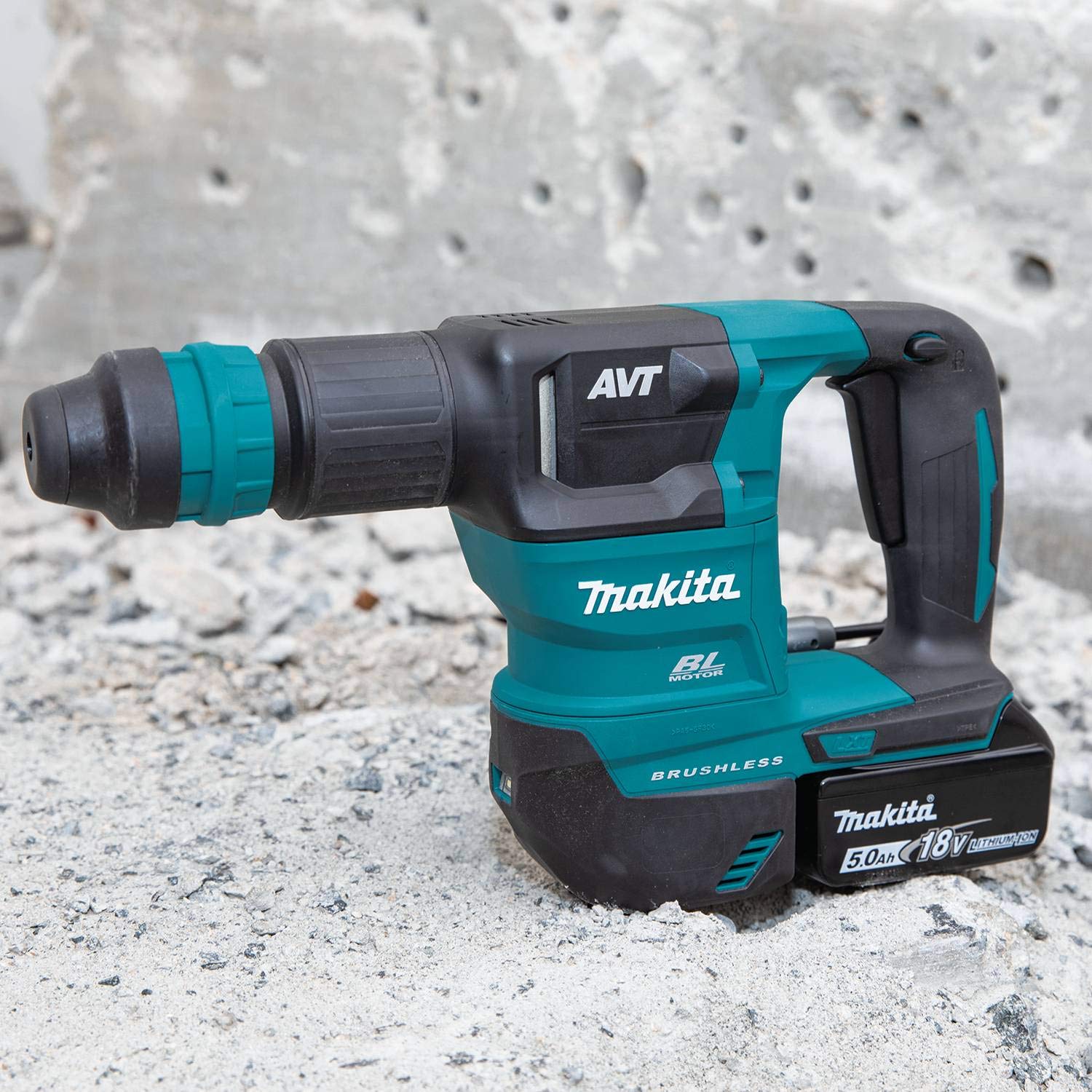 Makita XKH01TJ 18V LXT® Lithium-Ion Brushless Cordless AVT® Power Scraper Kit, accepts SDS-PLUS (5.0Ah)