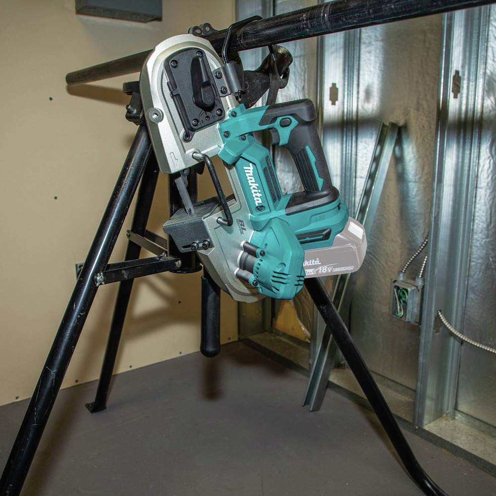 1539-makita-xbp04z-18v-lxt-lithium-ion-compact-brushless-cordless-band-saw-tool-only-8.jpg Makita XBP04Z 18V LXT® Lithium-Ion Compact Brushless Cordless Band Saw, Tool Only