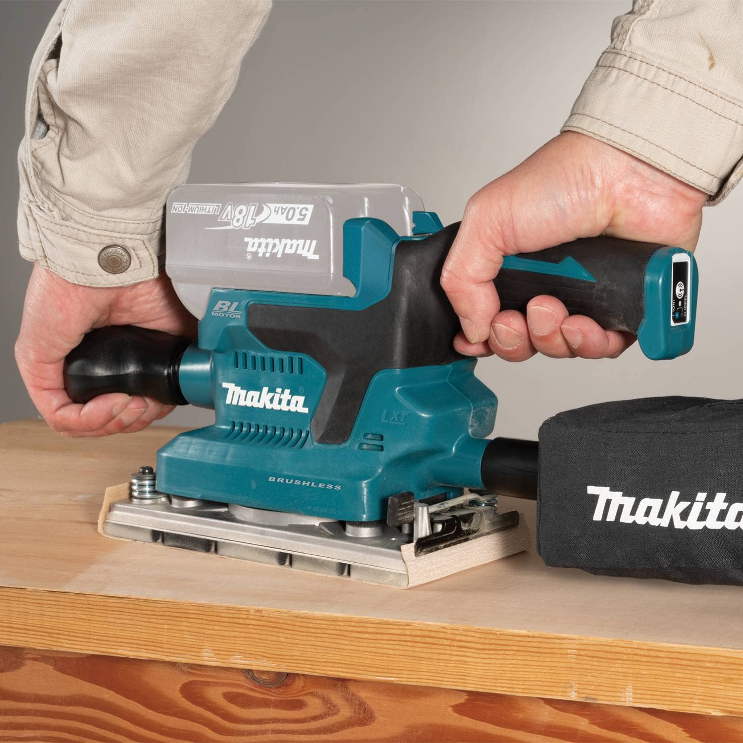 Makita XOB03Z 18V LXT® Lithium-Ion Brushless Cordless 1/3 Sheet Finishing Sander, AWS® Capable, Tool Only