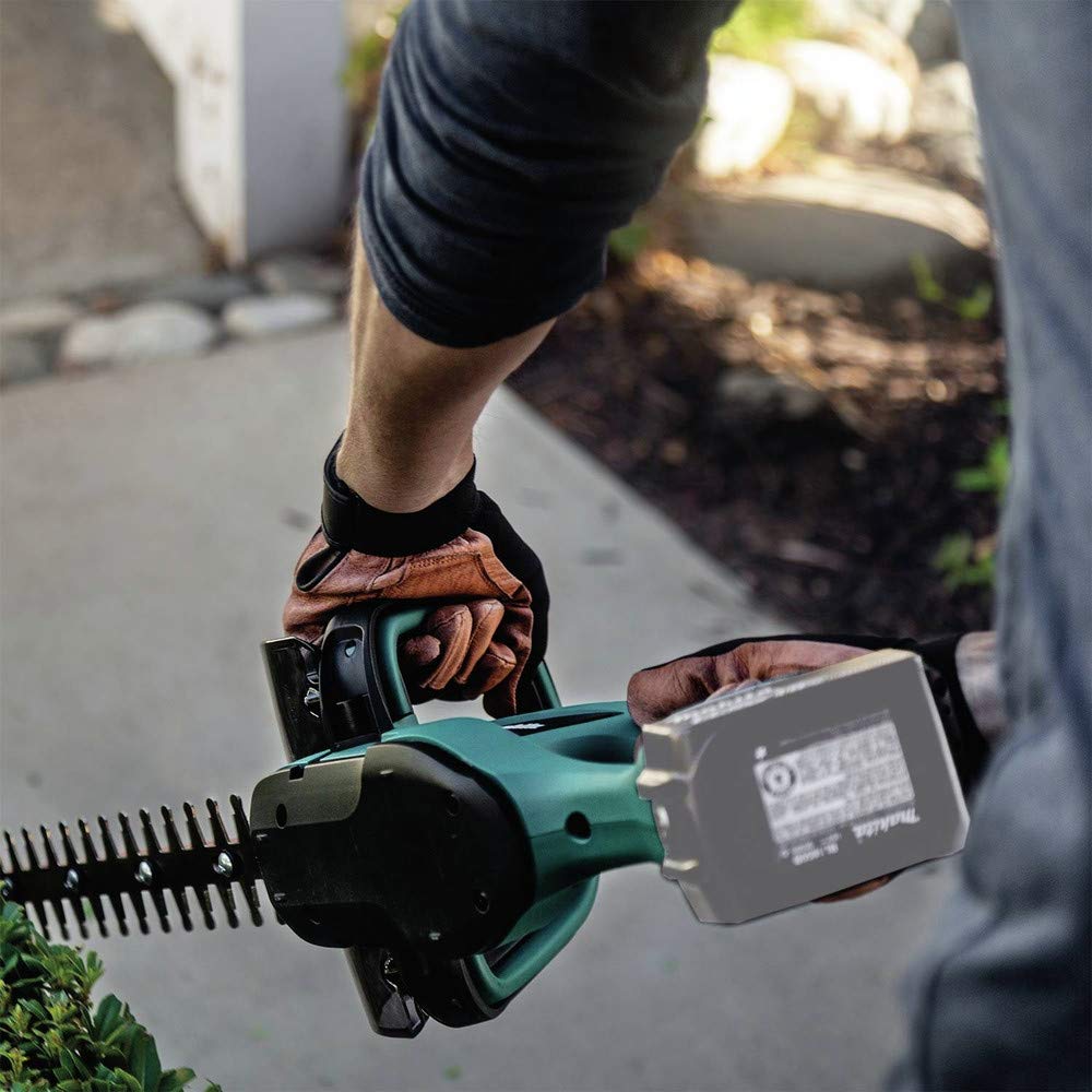 1806-makita-xhu02z-18v-lxt-lithium-ion-cordless-22-hedge-trimmer-tool-only-4.jpg Makita XHU02Z 18V LXT® Lithium-Ion Cordless 22" Hedge Trimmer, Tool Only