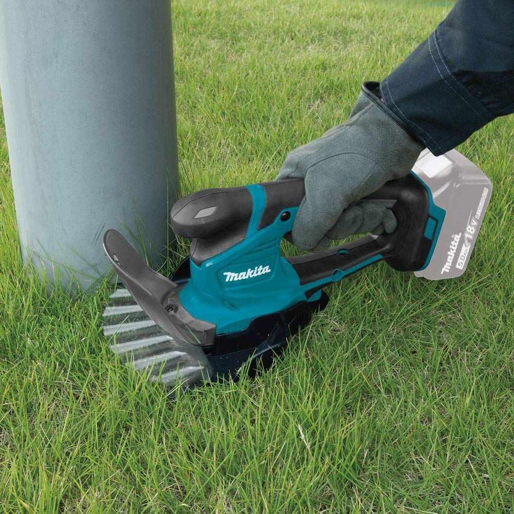 1843-makita-xmu04zx-18v-lxt-lithium-ion-cordless-grass-shear-with-hedge-trimmer-blade-tool-only-8.jpg Makita XMU04ZX 18V LXT® Lithium-Ion Cordless Grass Shear with Hedge Trimmer Blade, Tool Only