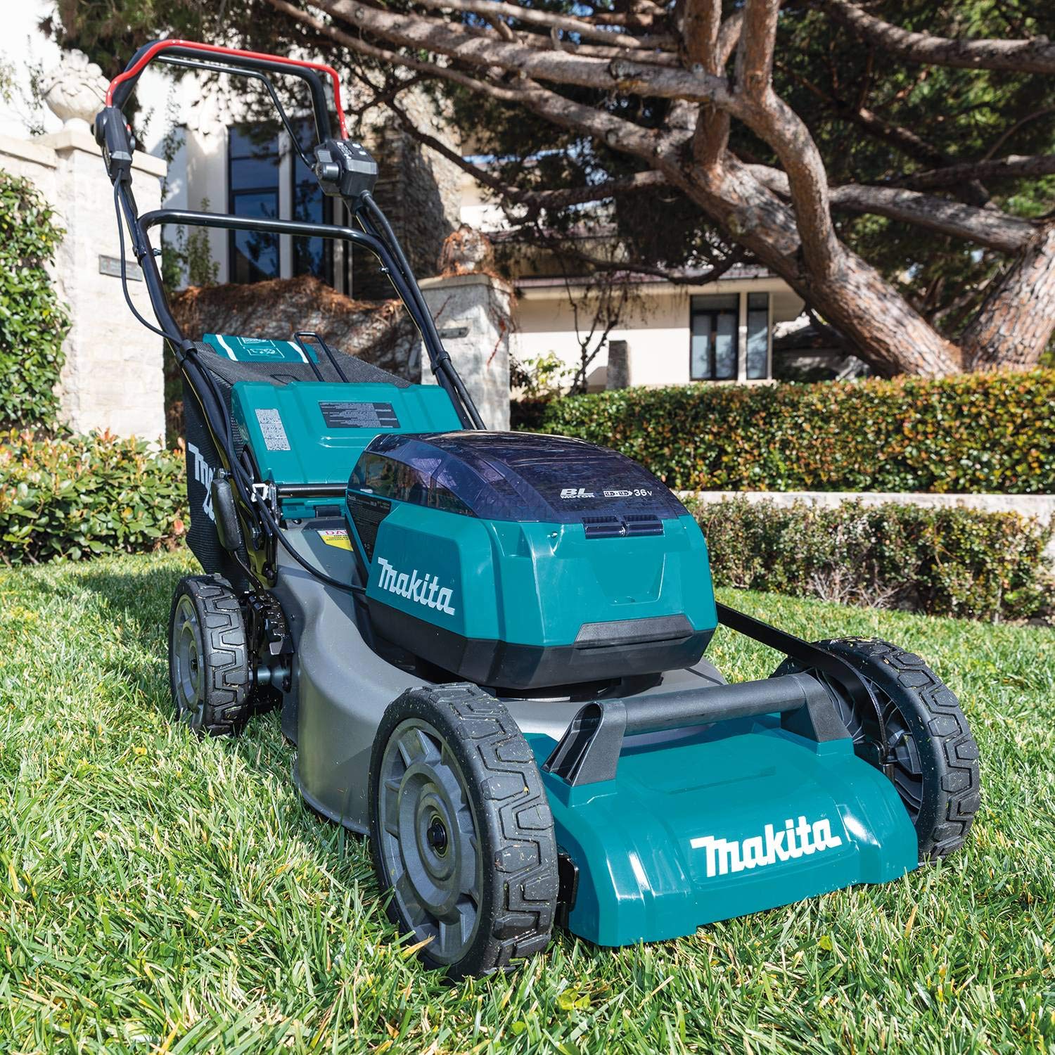 Makita XML06Z 36V (18V X2) LXT® Brushless 18" Self-Propelled Commercial Lawn Mower, Tool Only