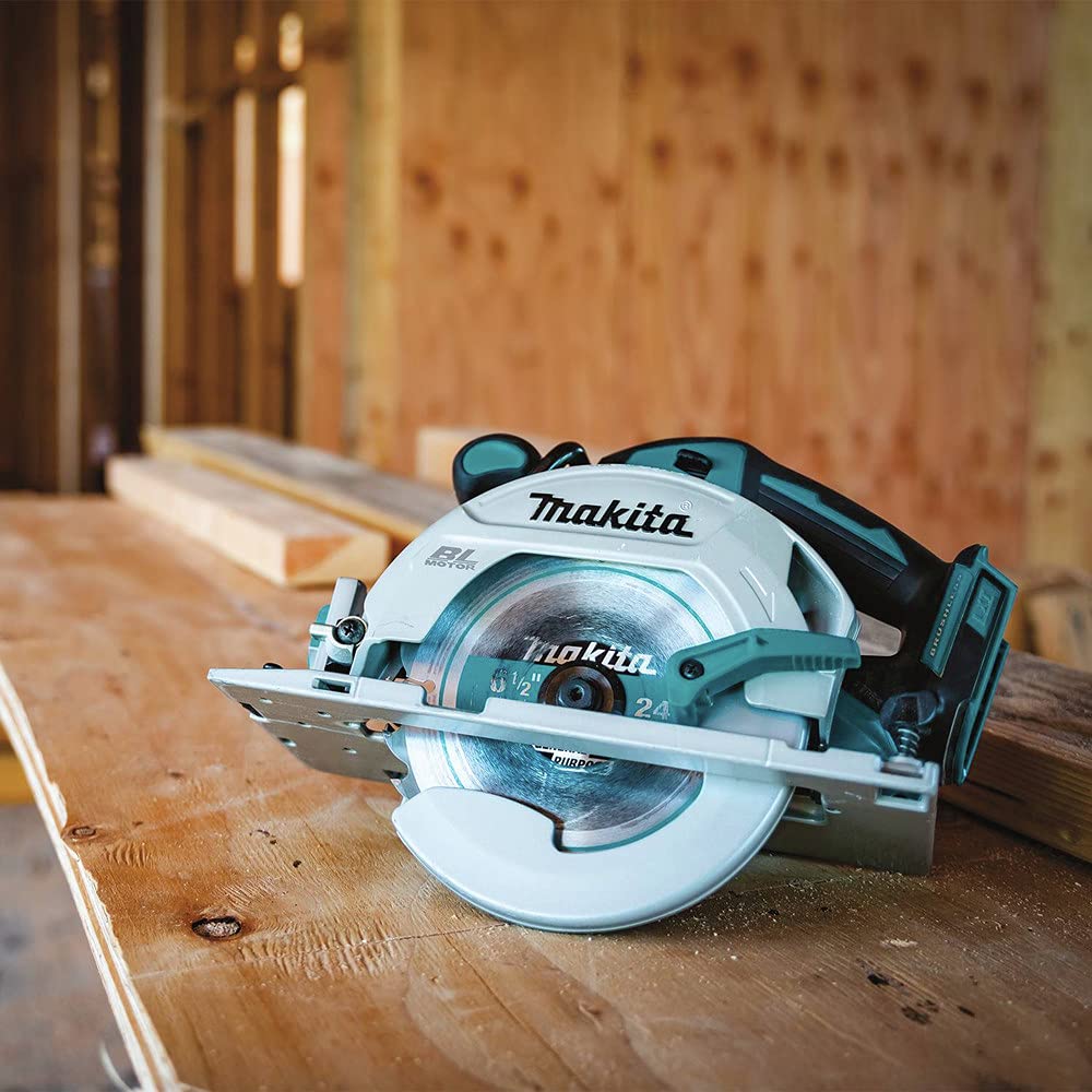 1985-makita-xsh03z-18v-lxt-lithium-ion-brushless-cordless-6-1-2-circular-saw-tool-only-8.jpg Makita XSH03Z 18V LXT® Lithium-Ion Brushless Cordless 6-1/2" Circular Saw, Tool Only