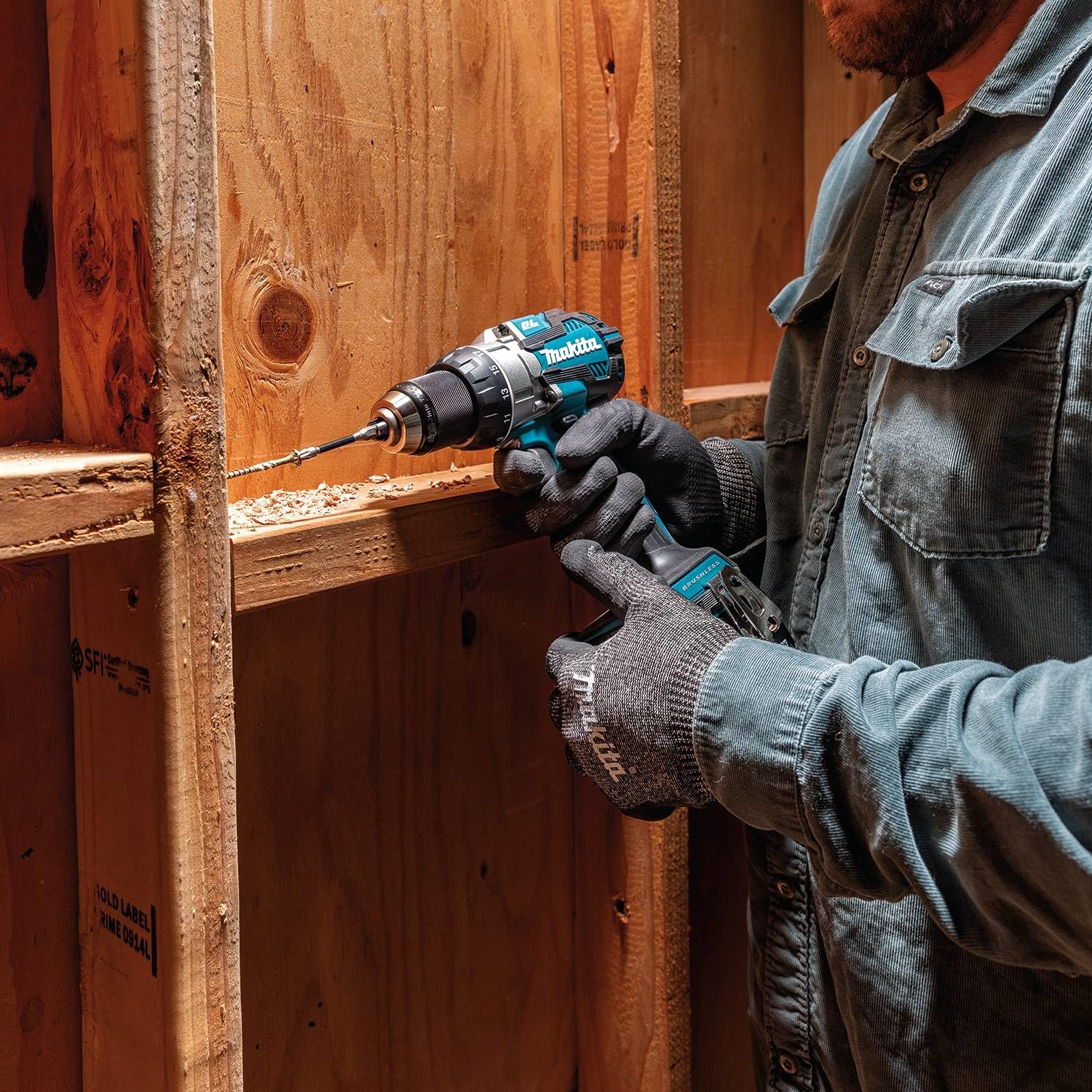 2093-makita-xfd16t-18v-lxt-lithium-ion-brushless-cordless-1-2-driver-drill-kit-5.0ah-7.jpg Makita XFD16T 18V LXT® Lithium-Ion Brushless Cordless 1/2" Driver-Drill Kit (5.0Ah)