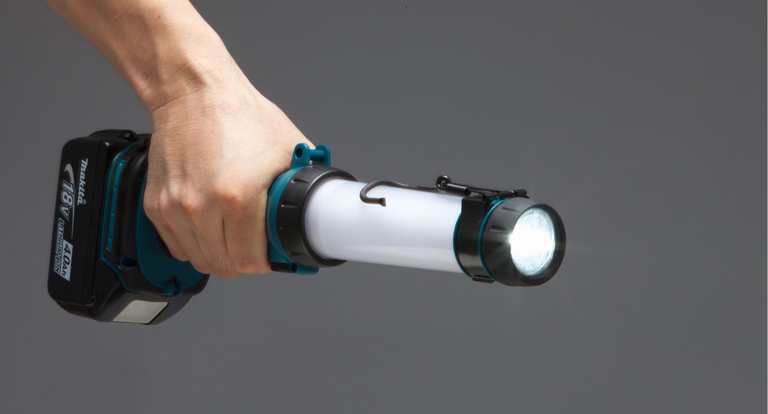 Makita DML806 18V LXT Lithium-Ion Cordless L.E.D. Lantern/Flashlight Tool