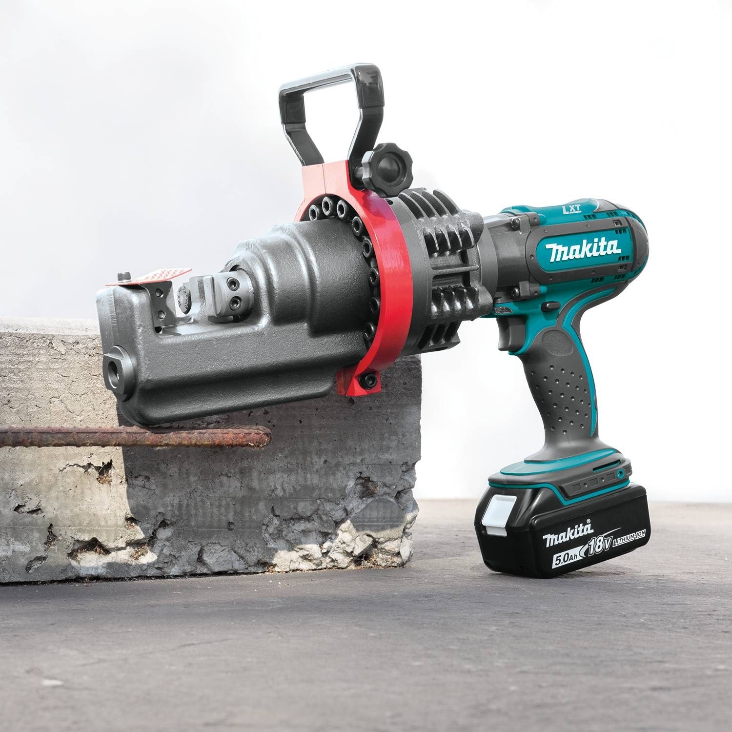 Makita XCS01T1 18V LXT Lithium-Ion Cordless Rebar Cutter Kit