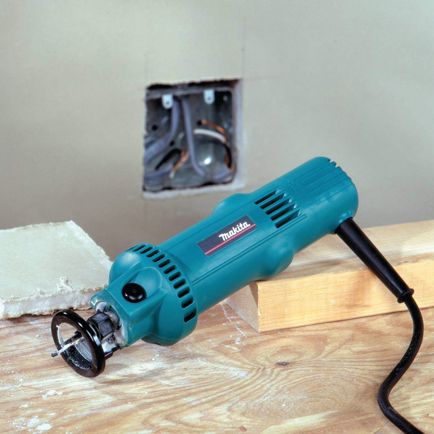 Makita 3706 Drywall Cut-Out Tool